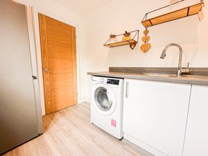 Photo 16- click for photo gallery